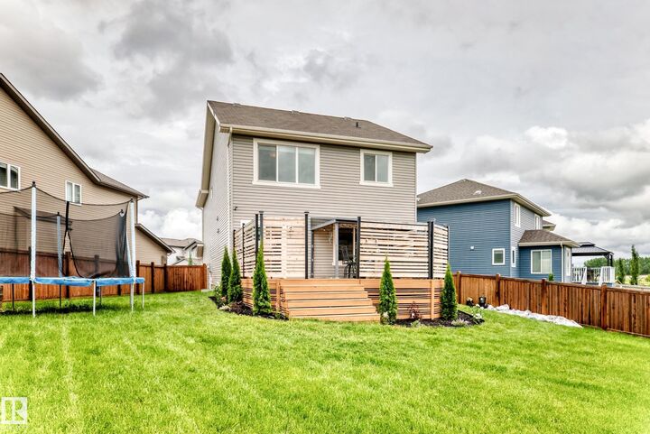 Property Photo:  1239 24 Avenue NW  AB T6T 2E4 