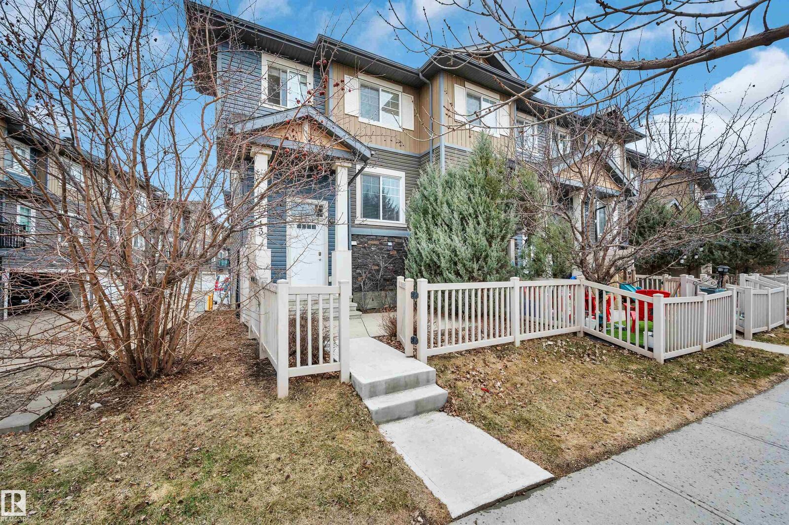 Property Photo:  1030 Chappelle Boulevard SW 13  AB T6W 2K7 