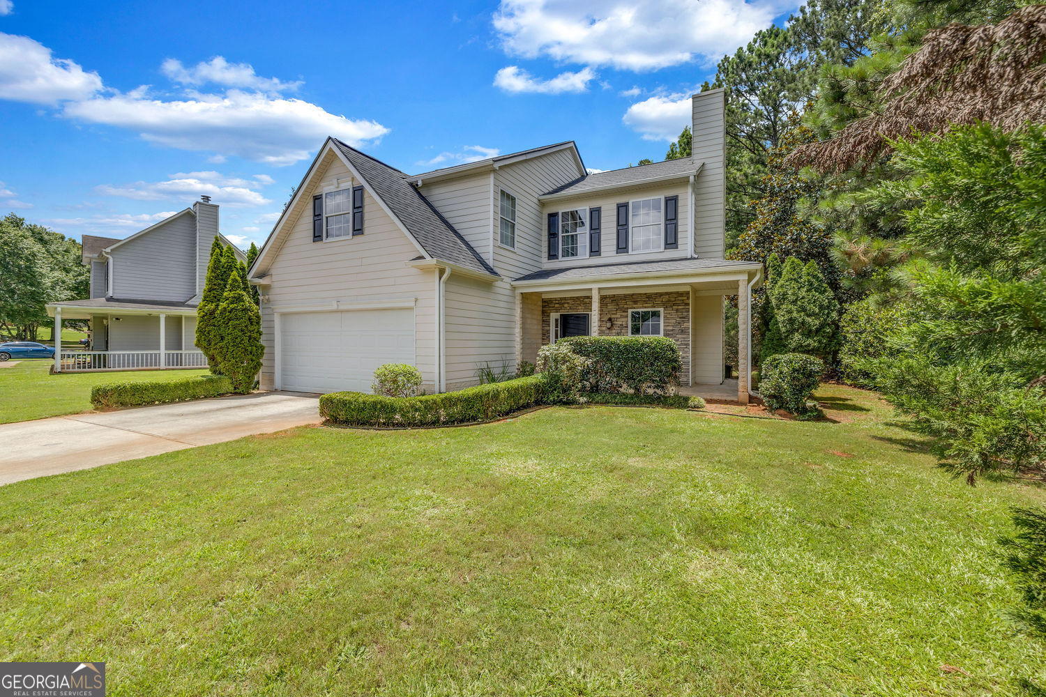 Property Photo: 201 Forrest Way GA 30268
