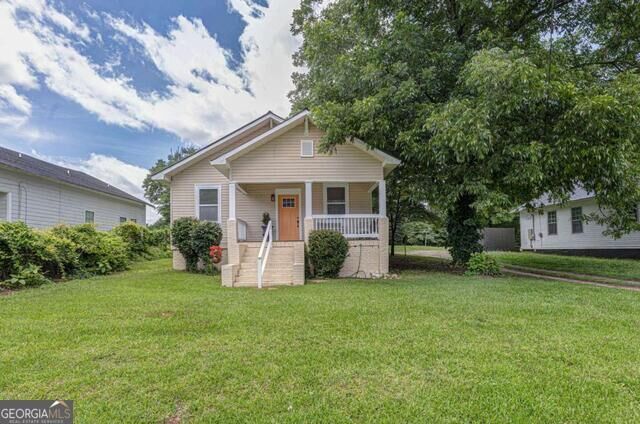 Property Photo:  404 Jefferson Street  GA 30240 