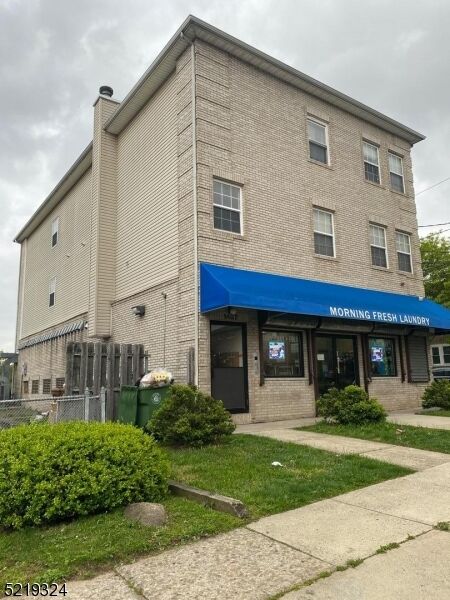 Property Photo:  1427 S Wood Ave 4  NJ 07036 