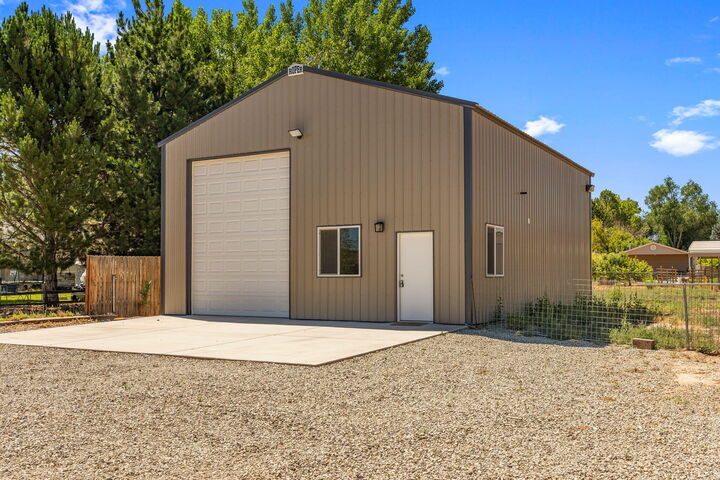 Property Photo: 3900 N Quarterhorse Dr UT 84721
