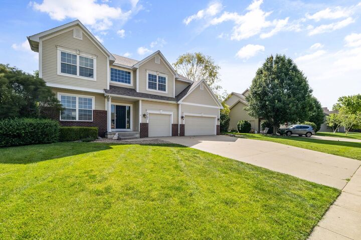 Property Photo:  3701 SW Greenwood Street  IA 50023 