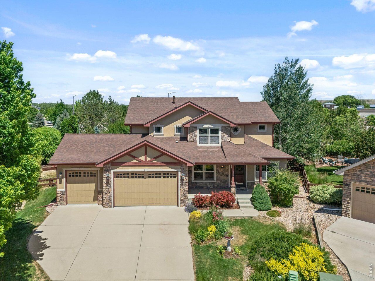 Property Photo:  190 Kitty Hawk Ct  CO 80550 