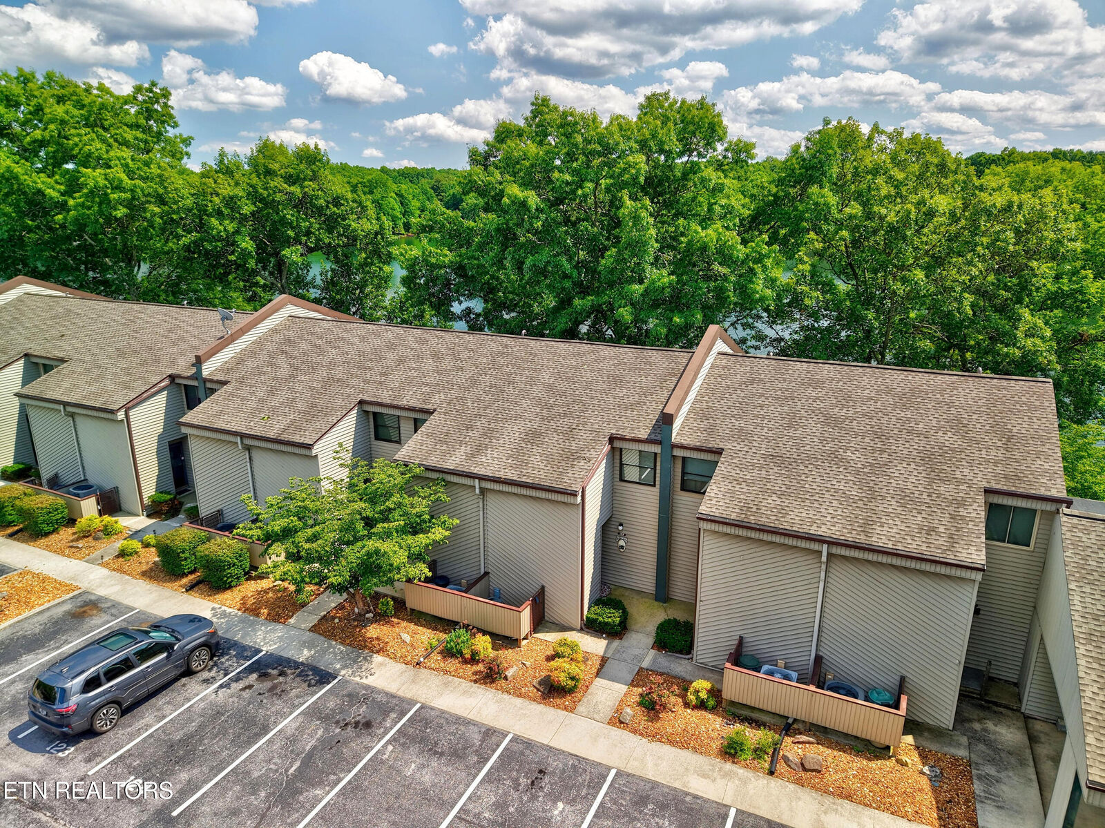 Property Photo:  64 Lakeshore Circle 125  TN 38558 