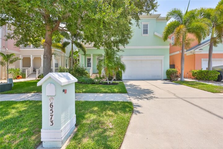 Property Photo:  6573 Simone Shores Circle  FL 33572 