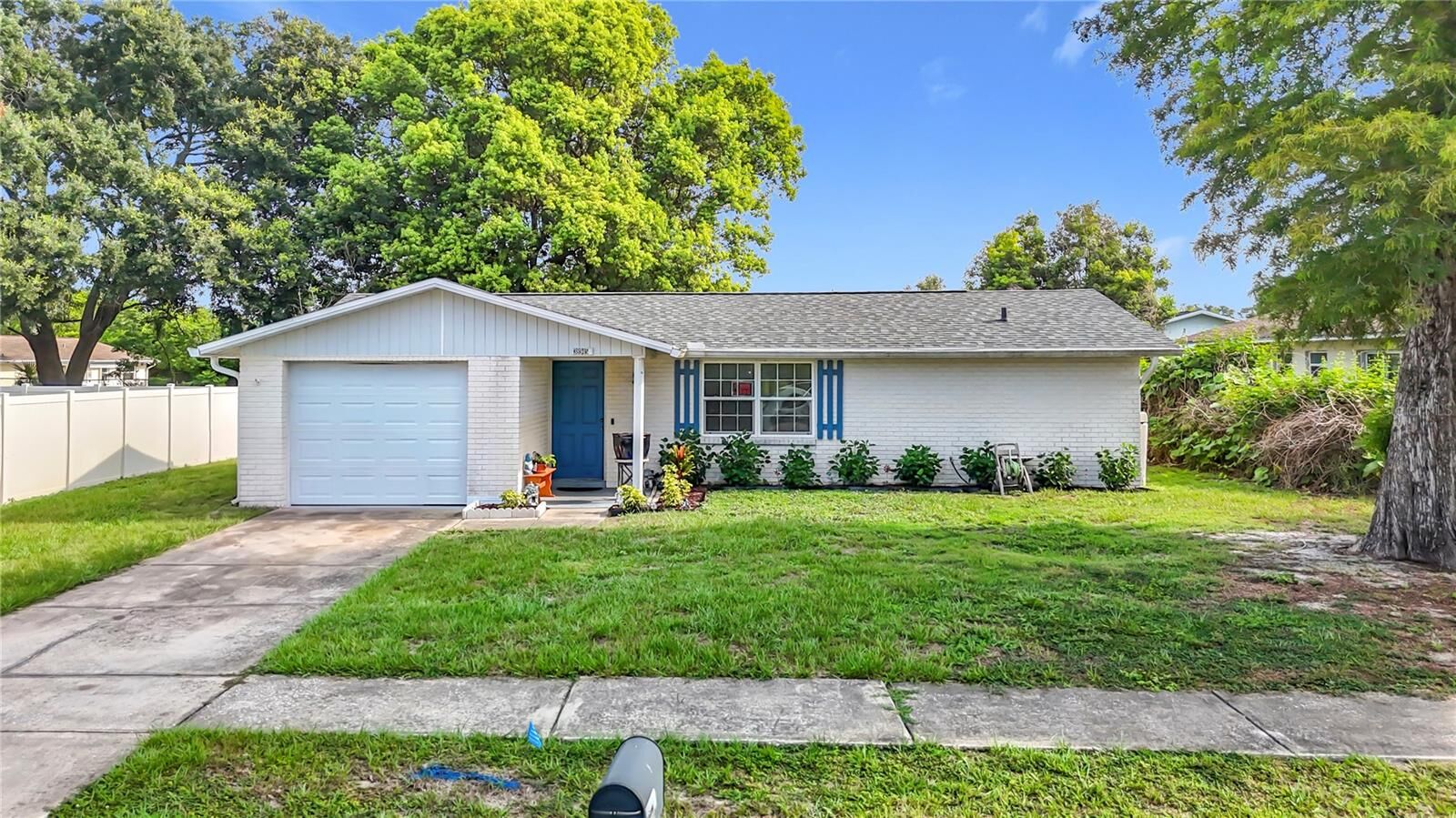 Property Photo:  38945 18th Avenue  FL 33542 