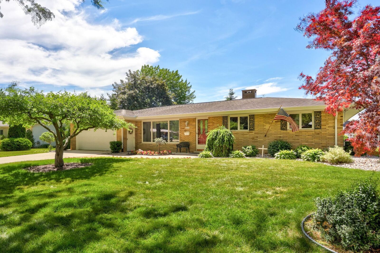 Property Photo: 629 Eastgate Drive MI 48734