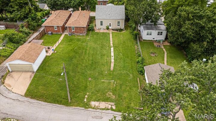 Property Photo: 2622 Pearl Avenue MO 63139