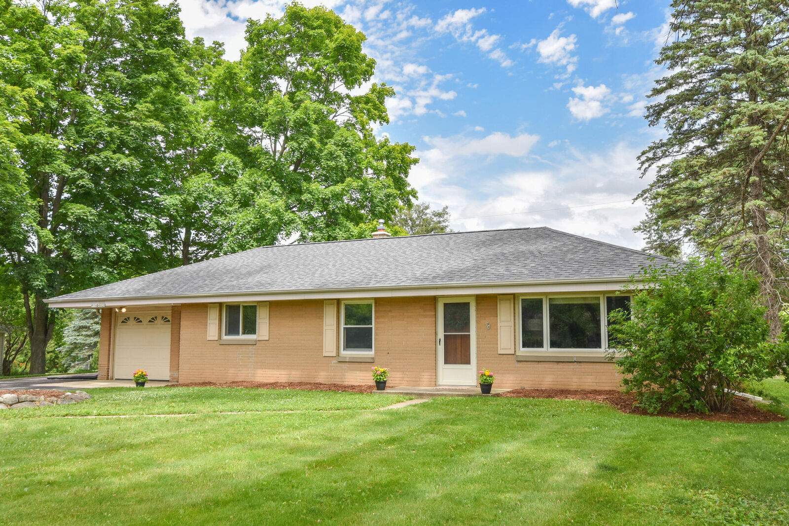 Property Photo:  W156n8028 Pilgrim Rd  WI 53051 