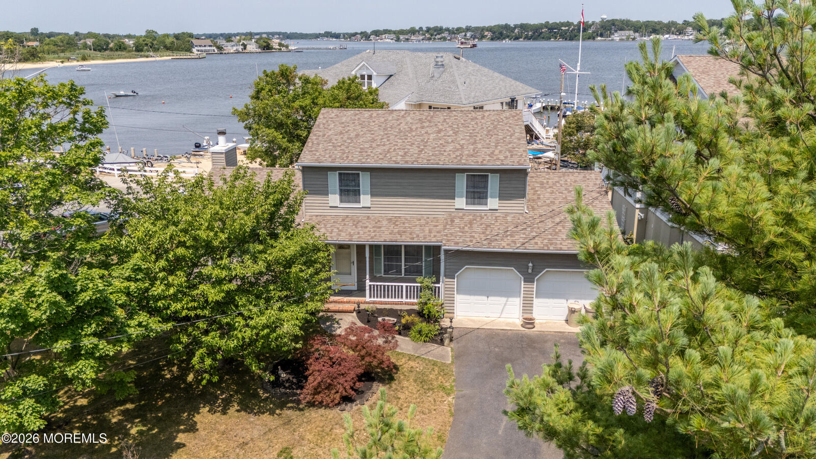 Property Photo: 1 E Avalon Avenue NJ 08740