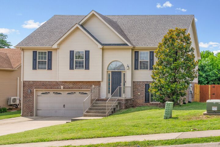 Property Photo:  1996 General Neyland Dr  TN 37042 