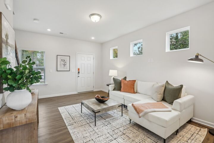 Property Photo:  994 Andasia Way  TN 37042 
