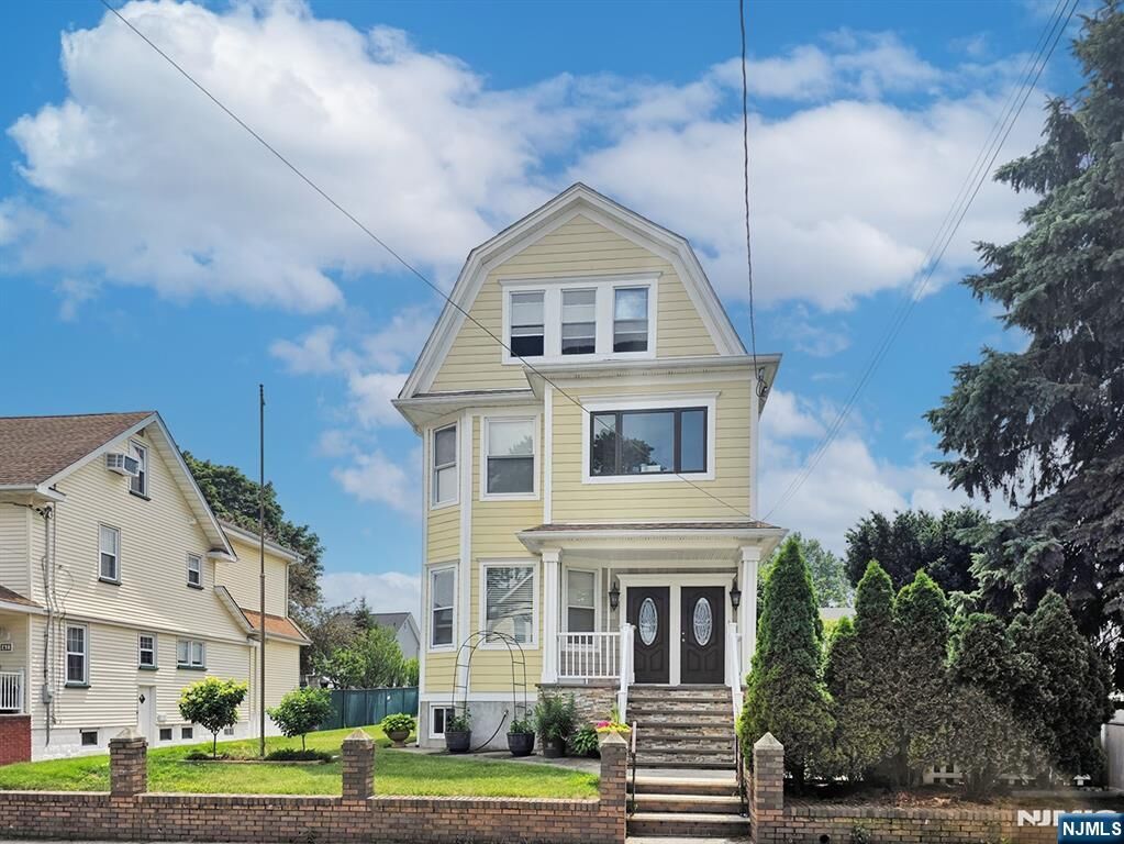 Property Photo:  43 Melrose Avenue 3  NJ 07031 