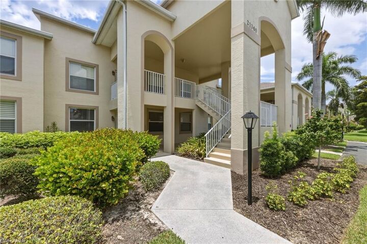 Property Photo: 21360 Lancaster Run 1513 FL 33928
