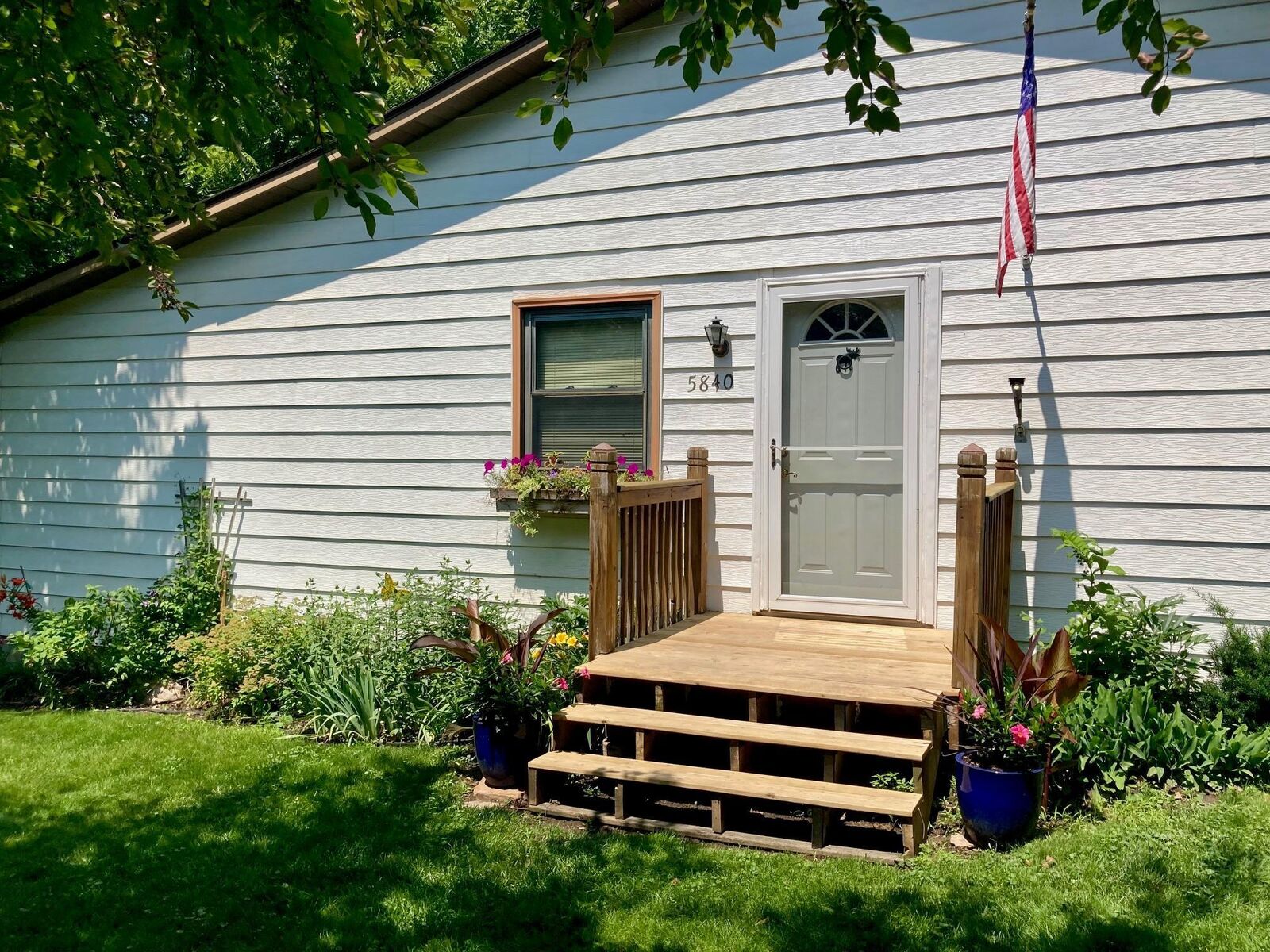 Property Photo:  5840 Idlewood Road  MN 55364 