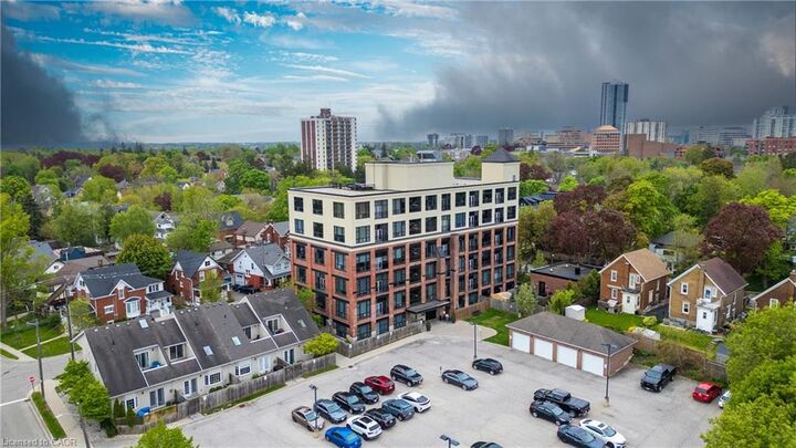 Property Photo:  120 Mansion Street 501  ON N2H 0A1 