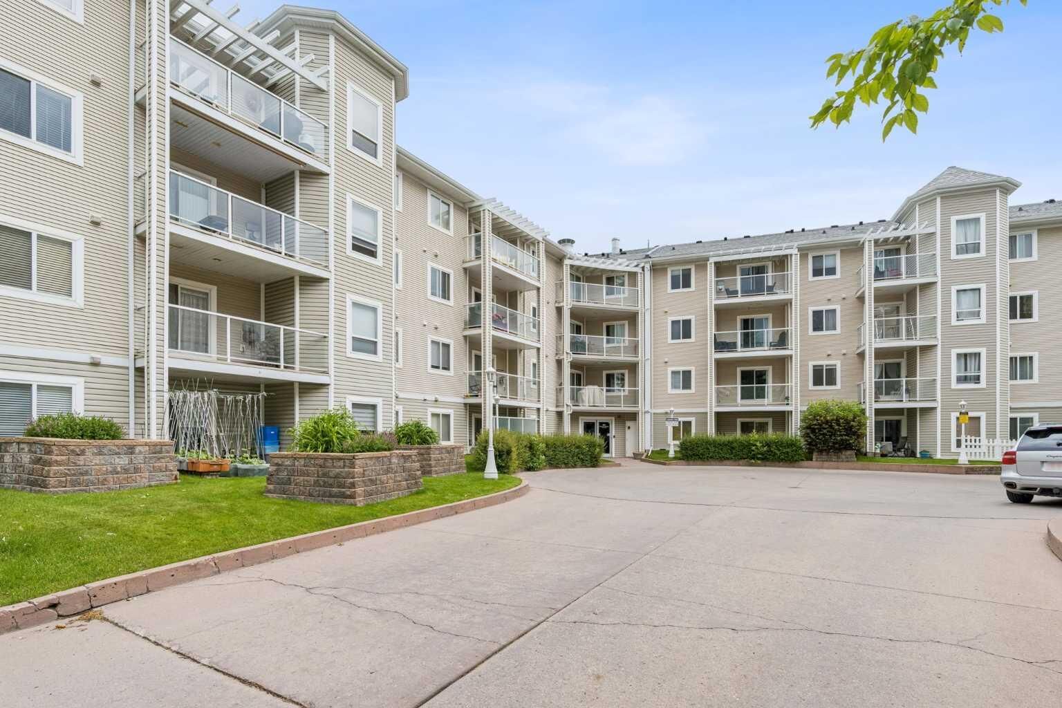 Property Photo:  260 Shawville Way SE 413  AB T2Y 3Z6 