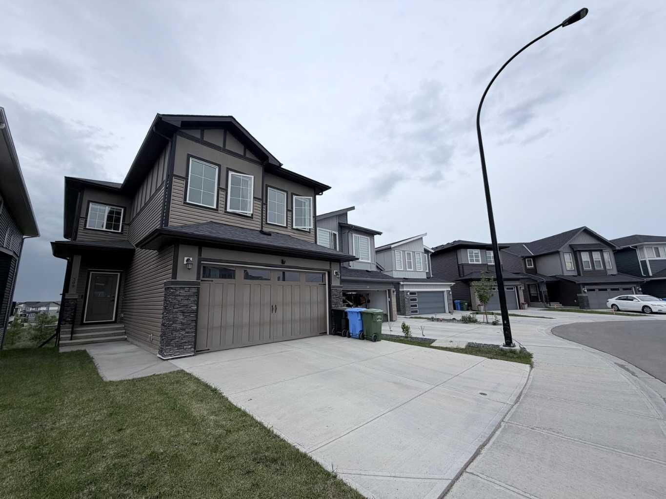Property Photo: 300 Carringvue Place NW AB T3P 2A5