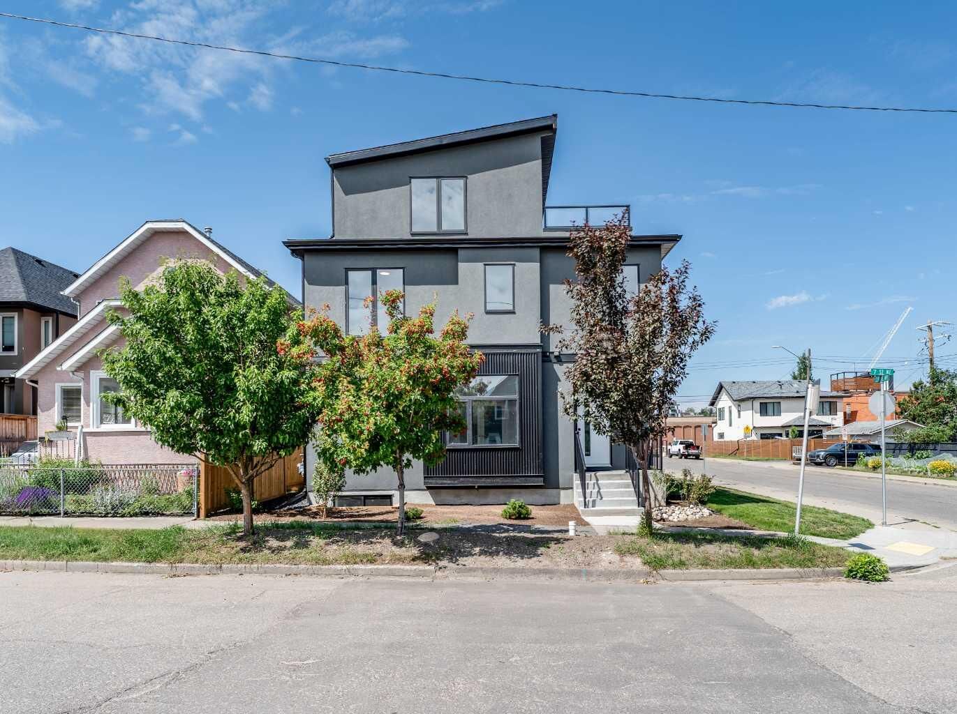 Property Photo: 73 7 Street NE AB T2E 4B6