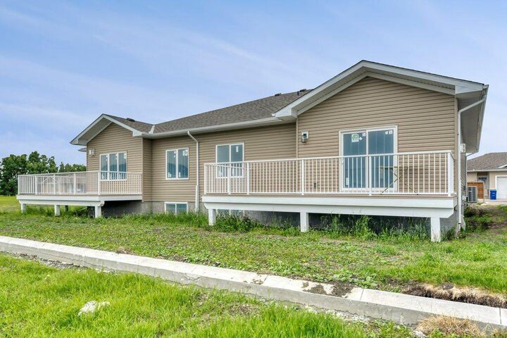 Property Photo:  160 Ridgestone Lane  AB T0L 2A0 