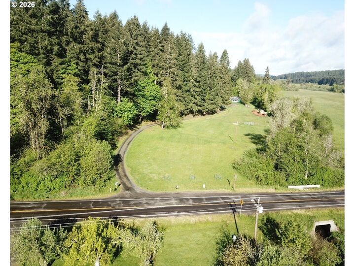 Property Photo:  85622 Territorial Hwy  OR 97402 
