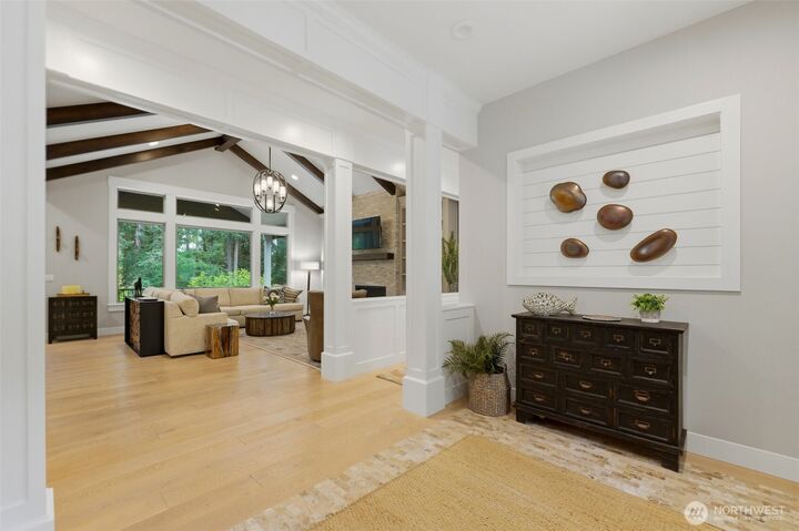 Property Photo: 605 Hyak Way WA 98333