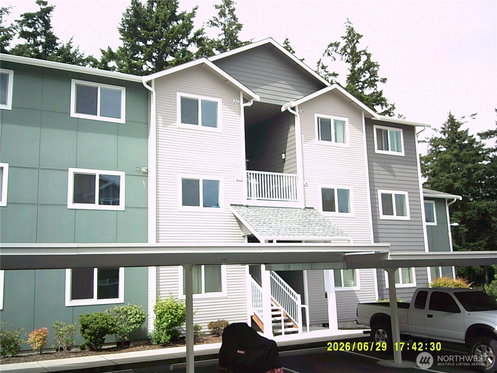 Property Photo:  1621 SW Mulberry Place D303  WA 98277 
