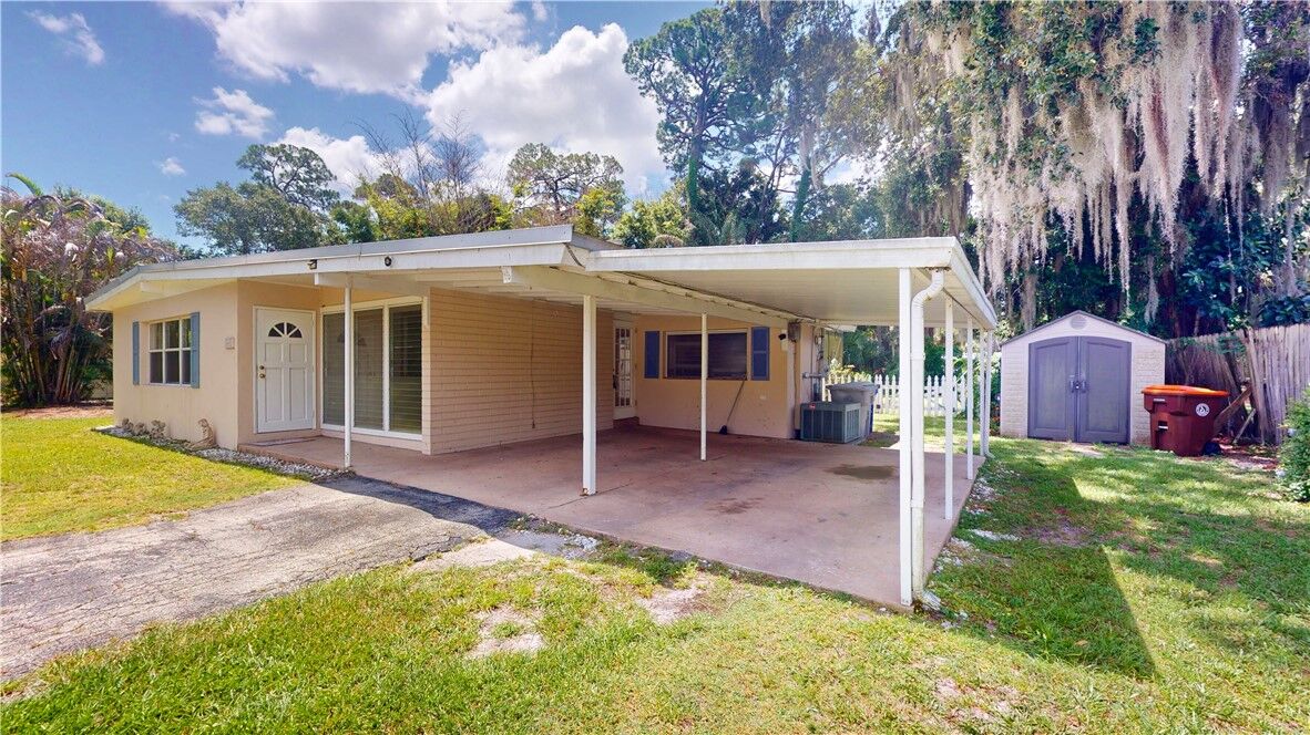 Property Photo:  4455 17th Street  FL 32966 