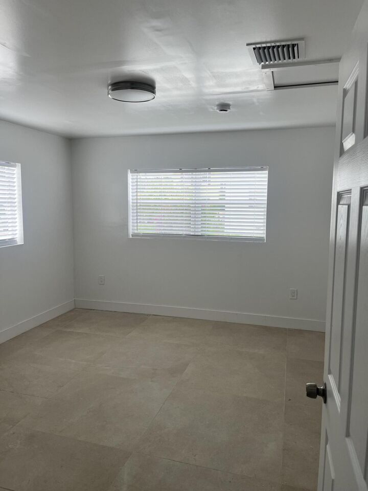 Property Photo: 701 S C Street FL 33460