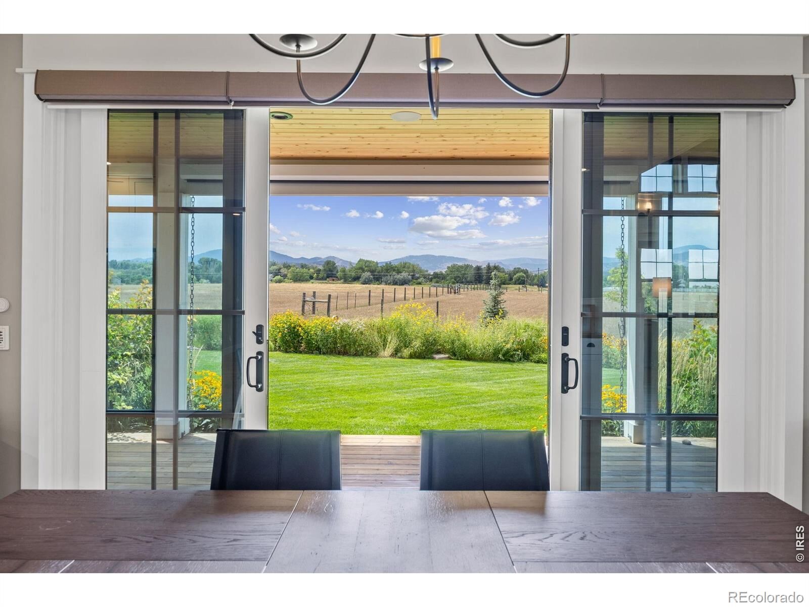 Property Photo:  5794 Jackdaw Drive  CO 80537 