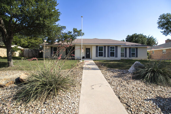 Property Photo: 3105 Southland Boulevard TX 76904