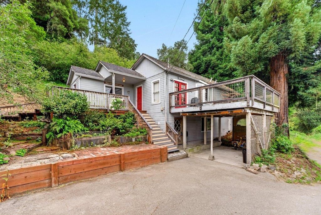 Property Photo:  885 Larkin Valley Road  CA 95076 