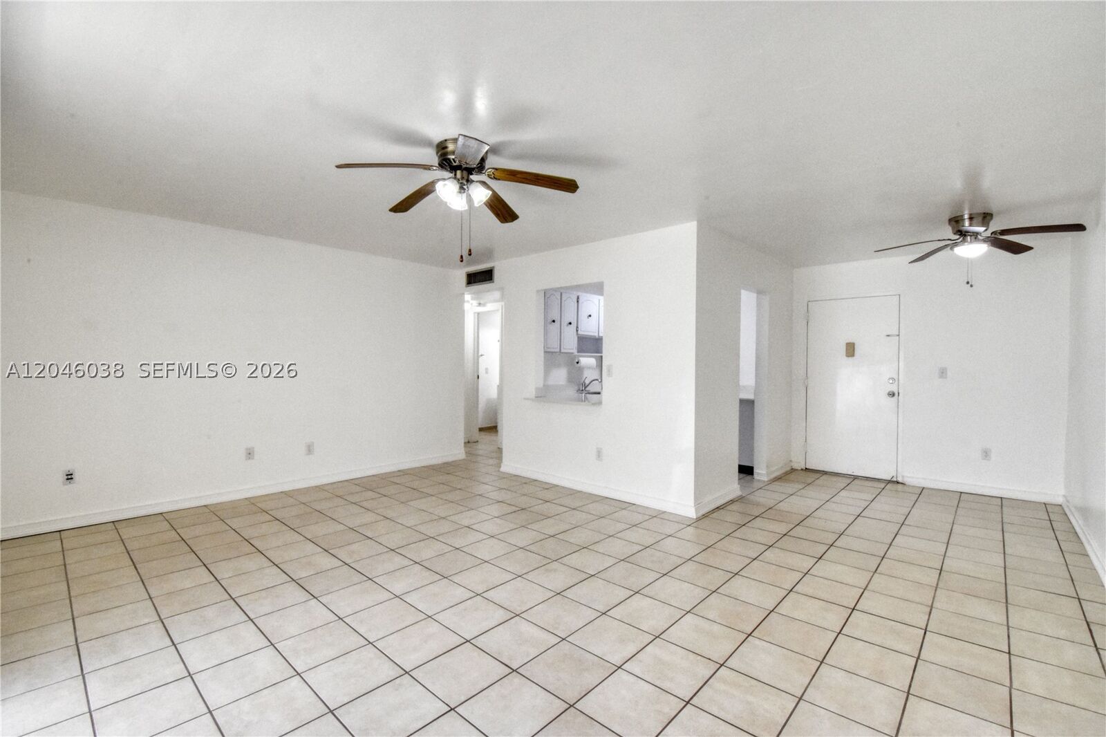 Property Photo: 10387 N Kendall Dr R2 FL 33176