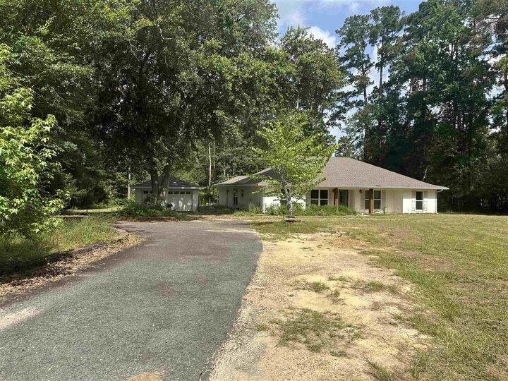 Property Photo:  1022 W 9th Street W  LA 70634 