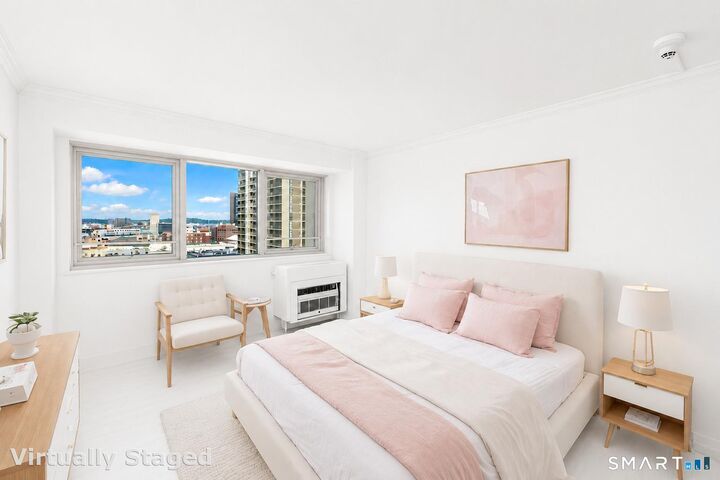 Property Photo:  100 York Street 16E  CT 06511 