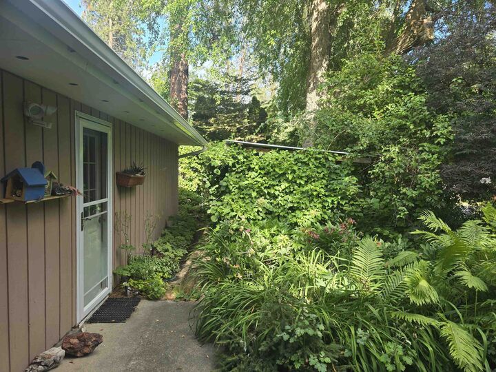 Property Photo:  10820 E 18th Ave  WA 99206 