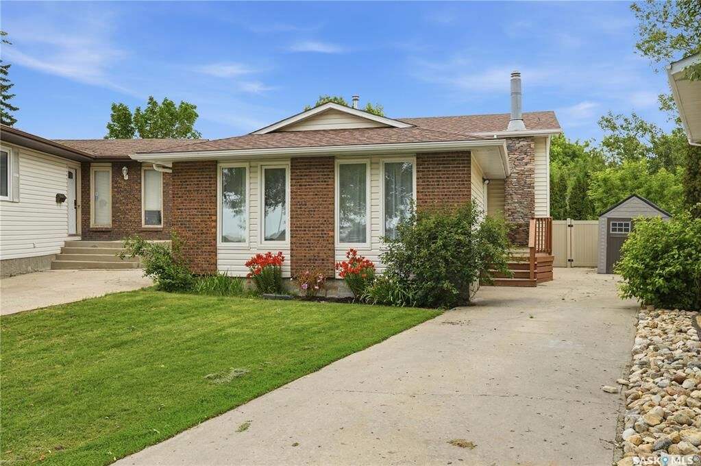 Property Photo:  7322 Rimmer Bay  SK S4X 2X3 