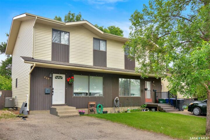 Property Photo: 409 Lenore Drive SK S7K 5G6