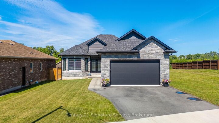 Property Photo: 191 Hetram Court ON L0S 1B0