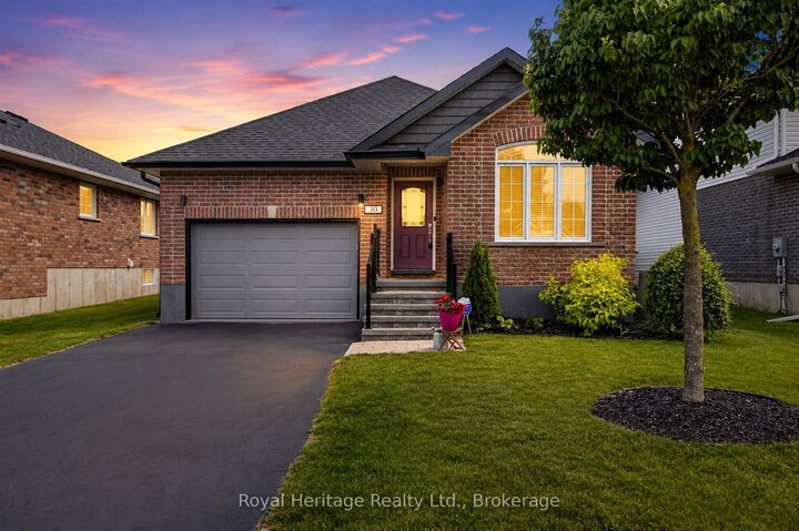 30 Springdale Drive — photo 1
