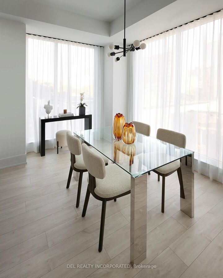 Property Photo: 115 Denison Avenue 404 ON M5T 2N1