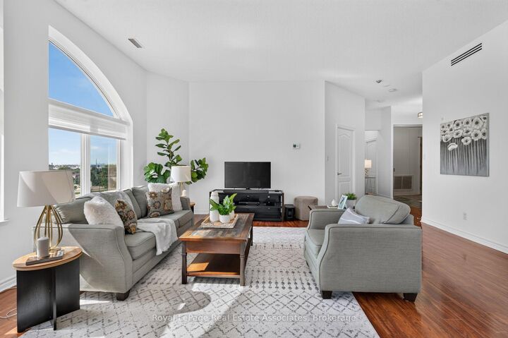 Property Photo:  3 Dayspring Circle 502  ON L6P 1B7 