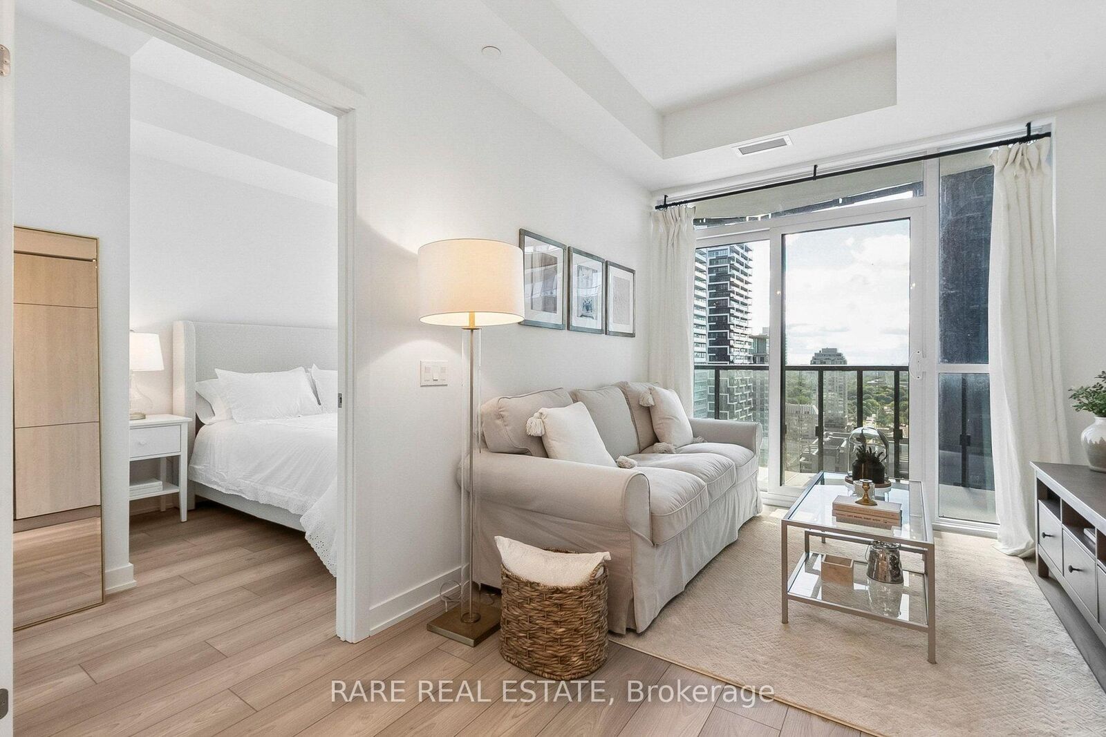 Property Photo:  110 Broadway Avenue 2603  ON M4P 1V7 