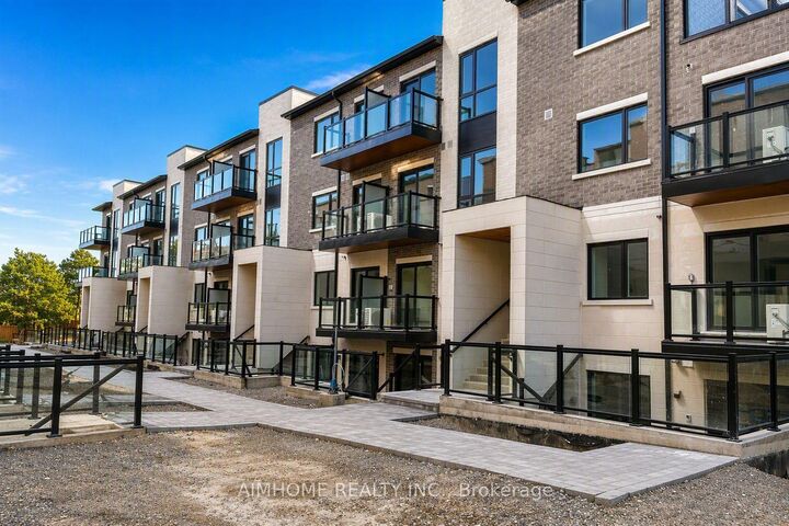 Property Photo:  50 Morecambe Gate B112  ON M1W 2N6 