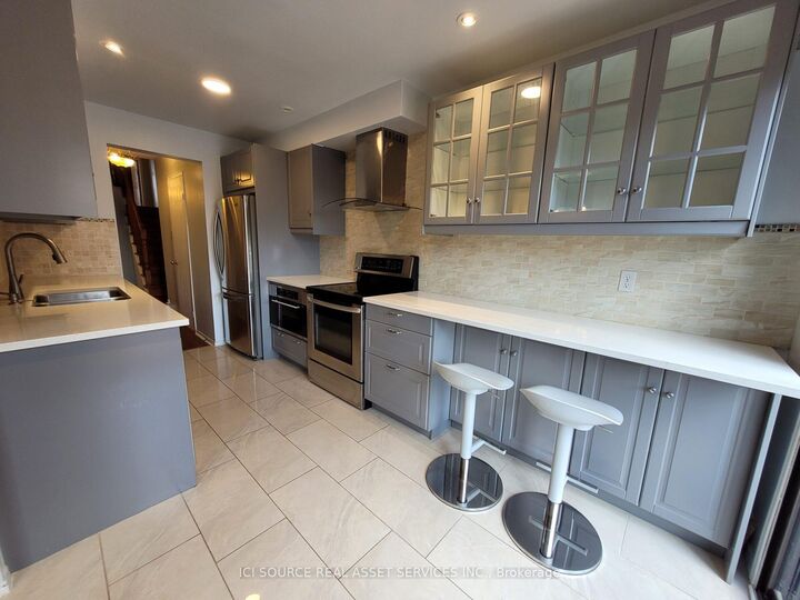 Photo de la propriété:  1448 Eddie Shain Drive  ON L6J 7C2 