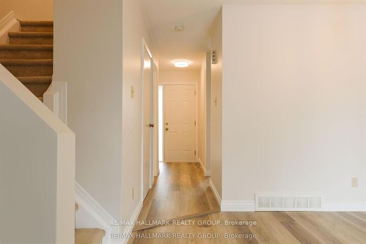 Property Photo: 2624 Pimlico Crescent 122 ON K1T 2A8