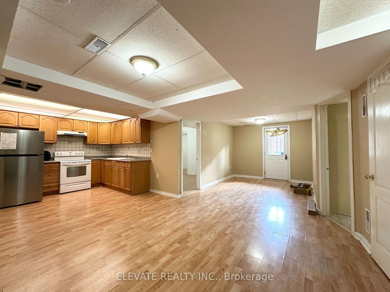 Property Photo:  336 Edenbrook Hill Drive Basement  ON L7A 2K9 
