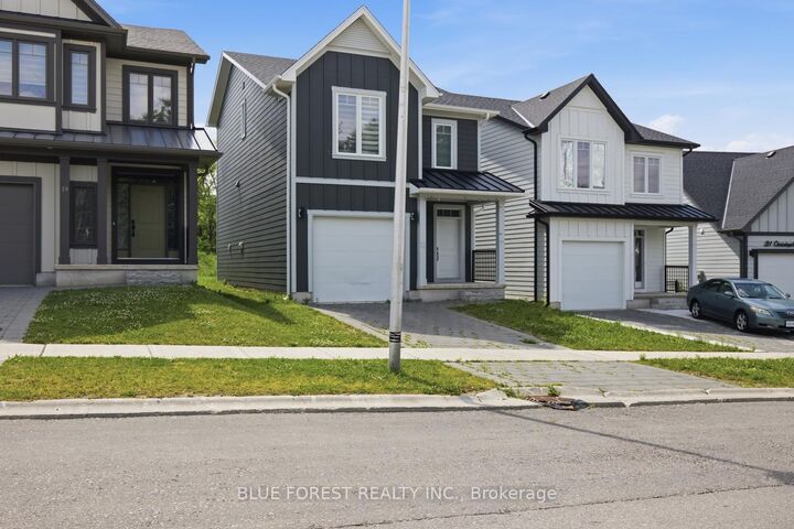 Property Photo: 23 Christopher Court ON N5Z 0A9
