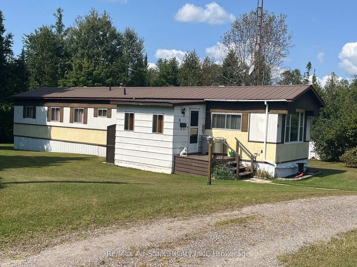 Property Photo: 11 Beverly Road ON L0B 1K0
